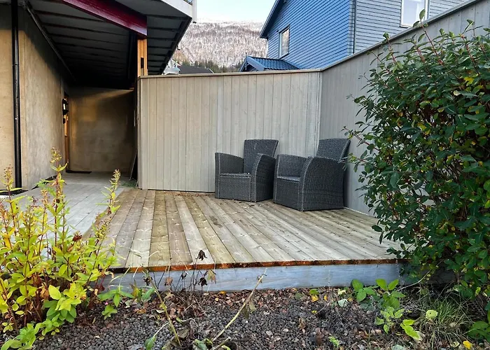Liten Kjellerleilighet. Landlig Rolig Omrade. Apartamento